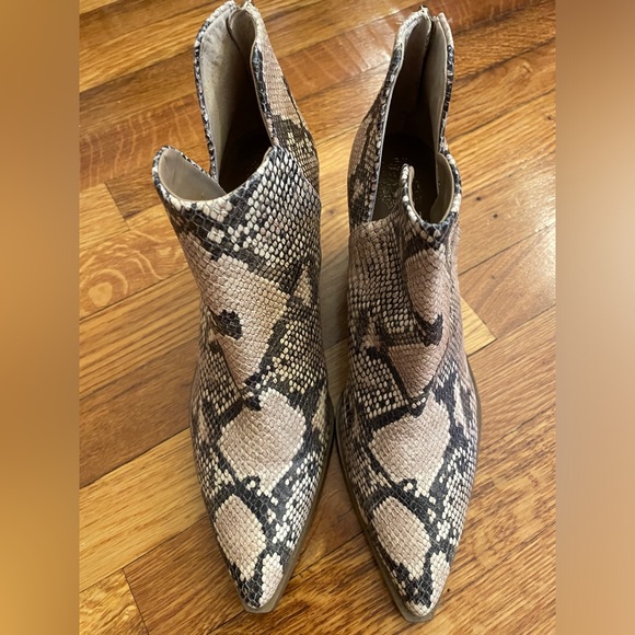 Vince Camuto Gigietta Bootie in Natural Snake - Picture 4 of 7